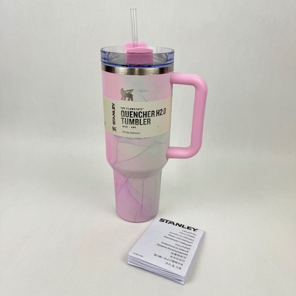NEW Stanley Quencher H2.0 40oz Tumbler Pink Watercolor Tulle Target Exclusive - Picture 1 of 12